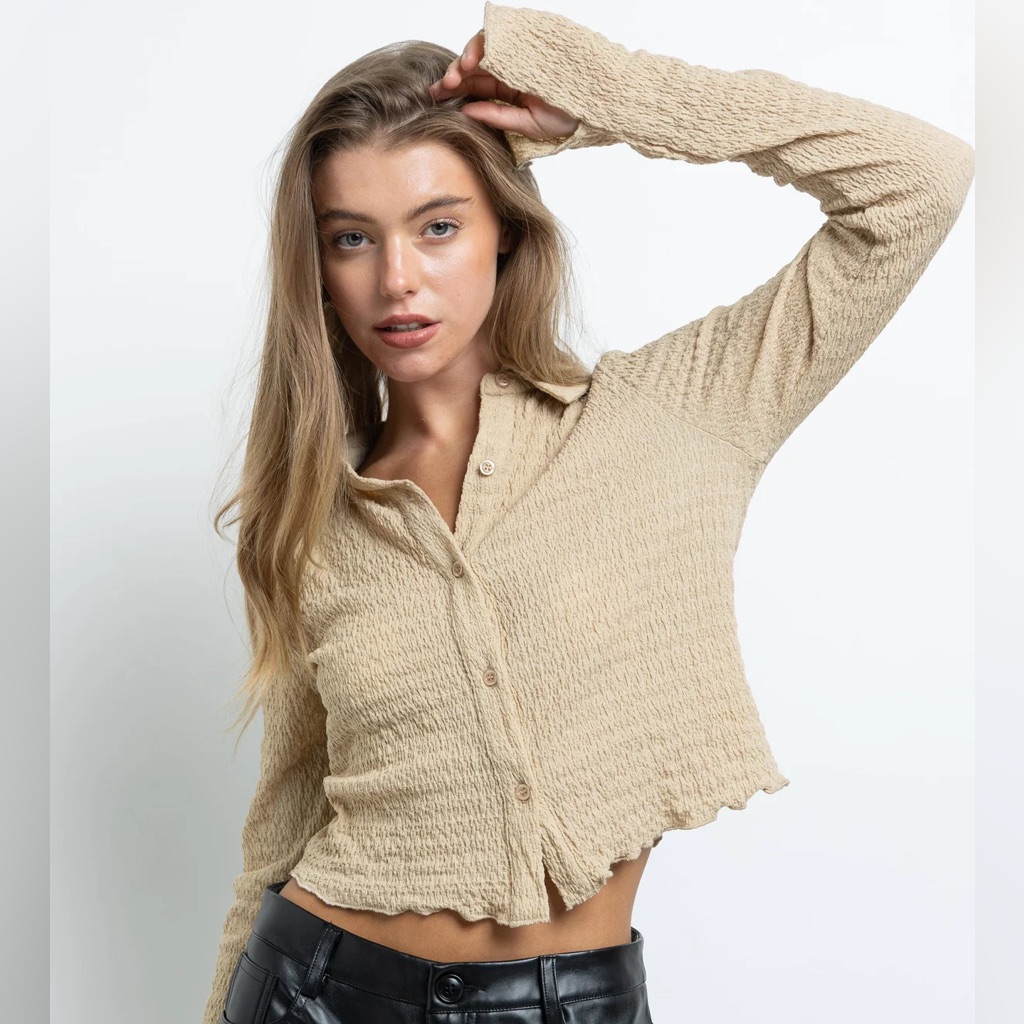 Knit Buttoned Blouse
